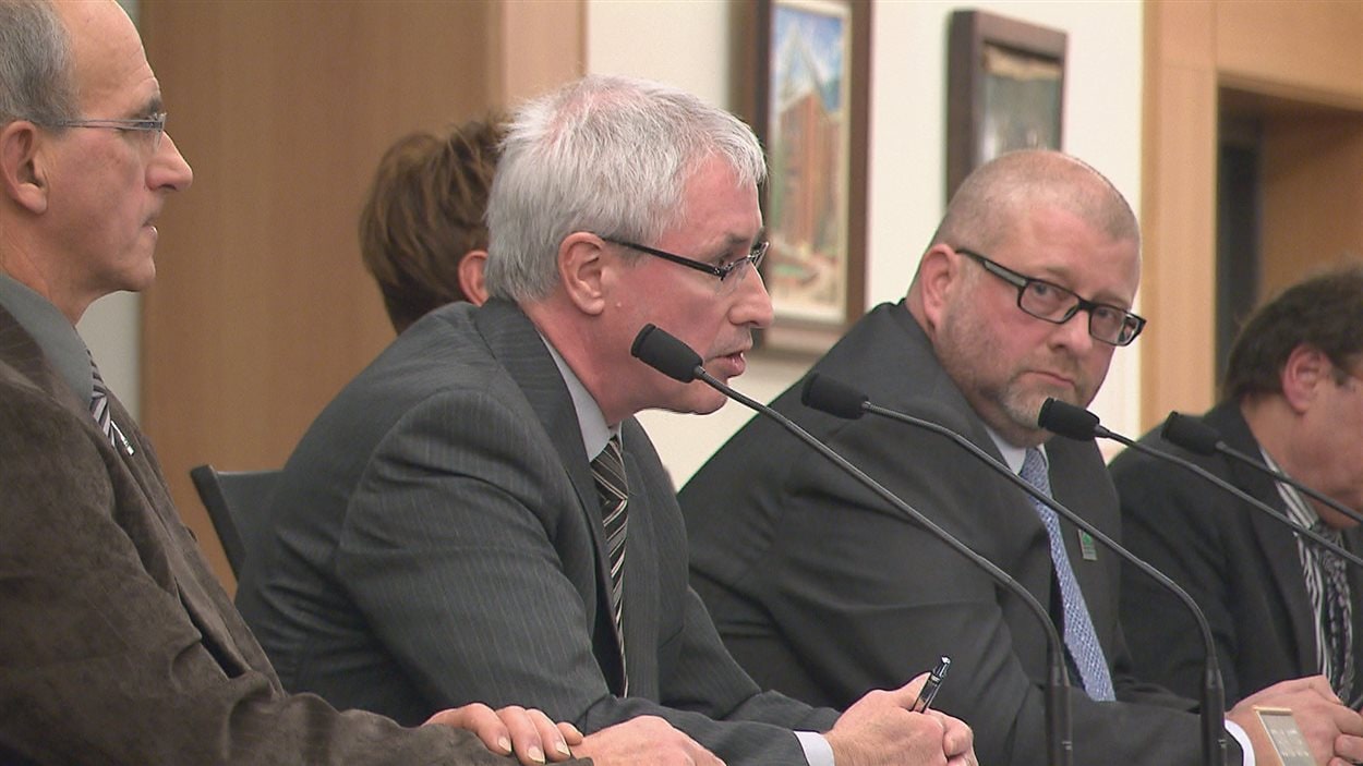 Le bras de fer se poursuit à SaintAugustindeDesmaures RadioCanada