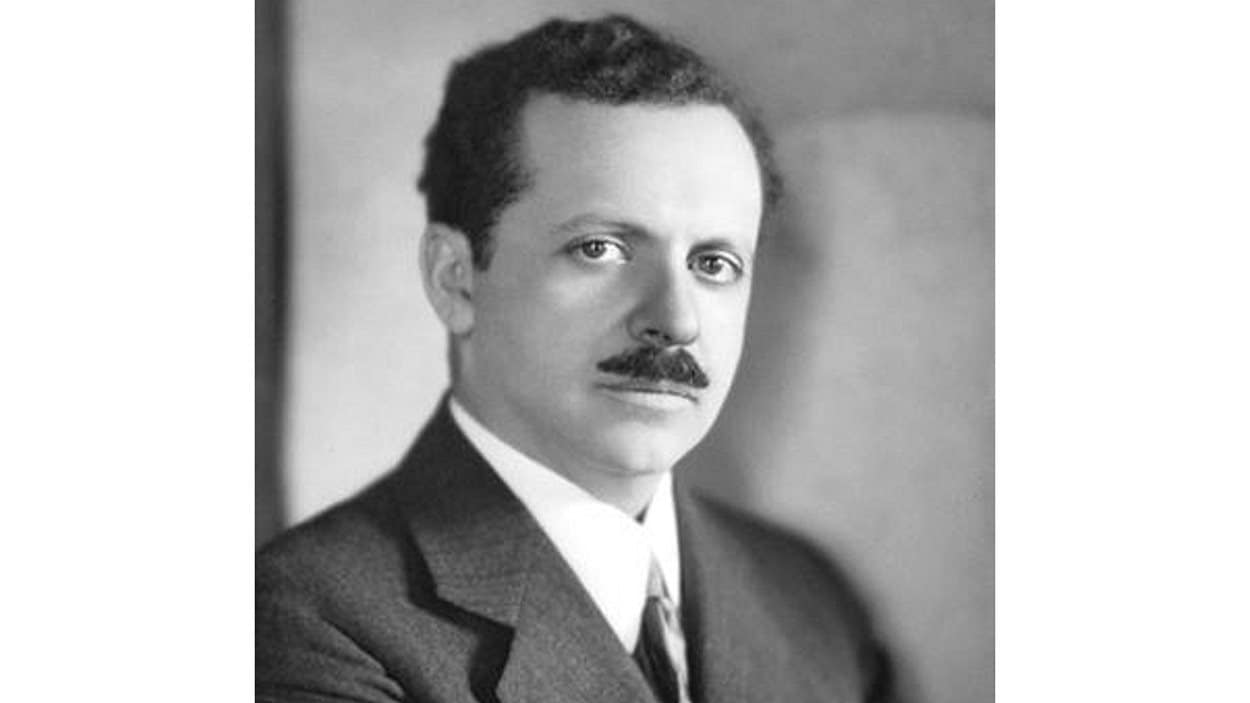 Edward Bernays, Père De La Propagande | Plus On Est De Fous, Plus On Lit!