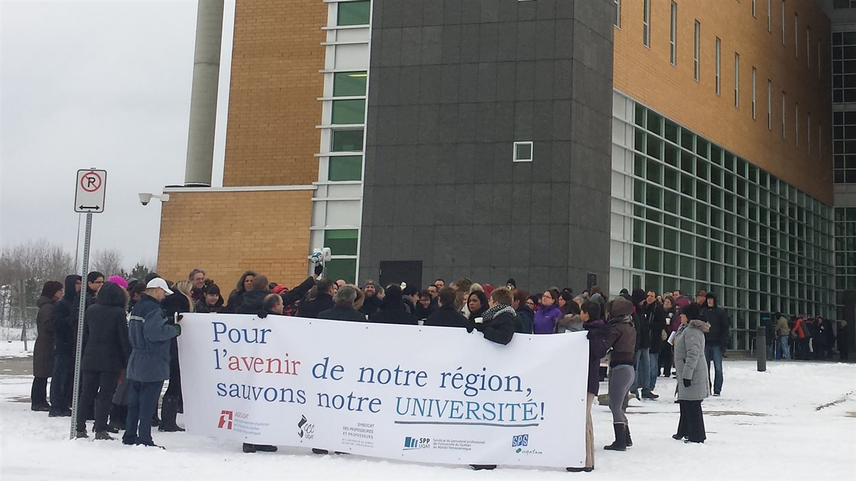 Manifestation UQAT, 30 novembre 2015