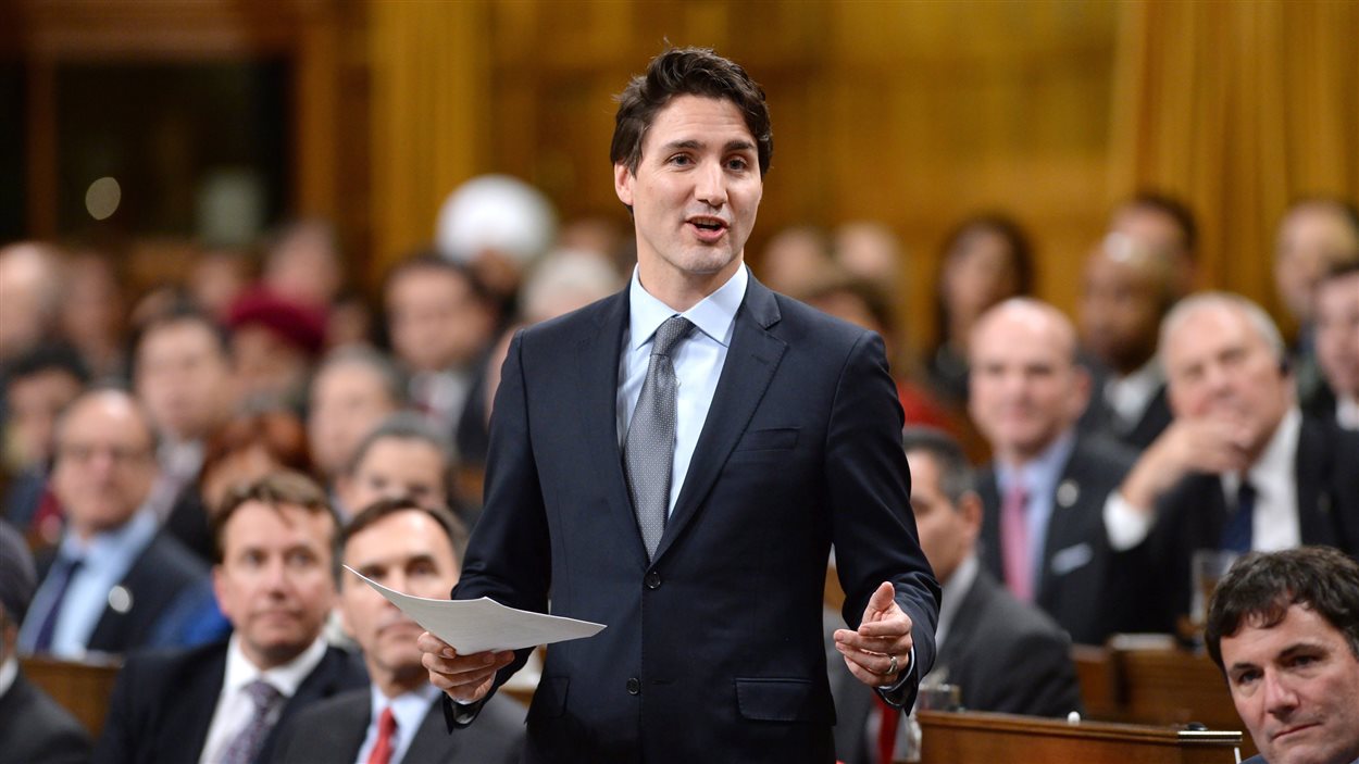 Le premier ministre Justin Trudeau a félicité le nouveau président de la Chambre des communes, Geoff Regan.