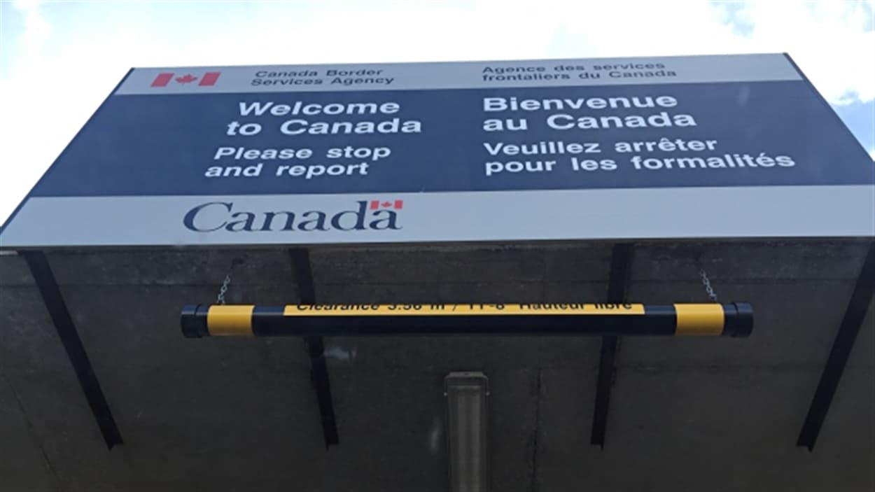 CBC a appris que les agents des services frontaliers auront désormais accès à une base de données plus complète.