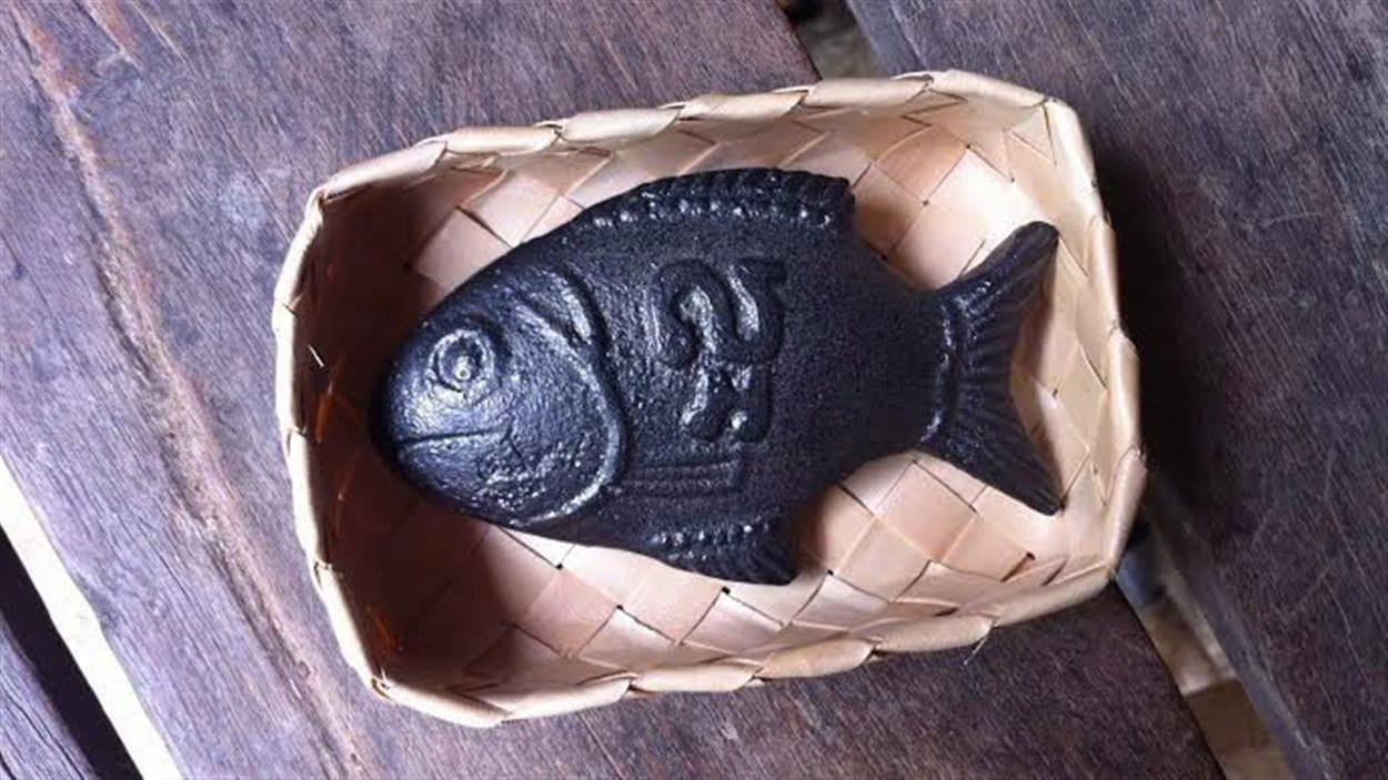 4 Fers En Forme De Poisson - Source Naturelle De Fer Pour Cuisine Quotidienne