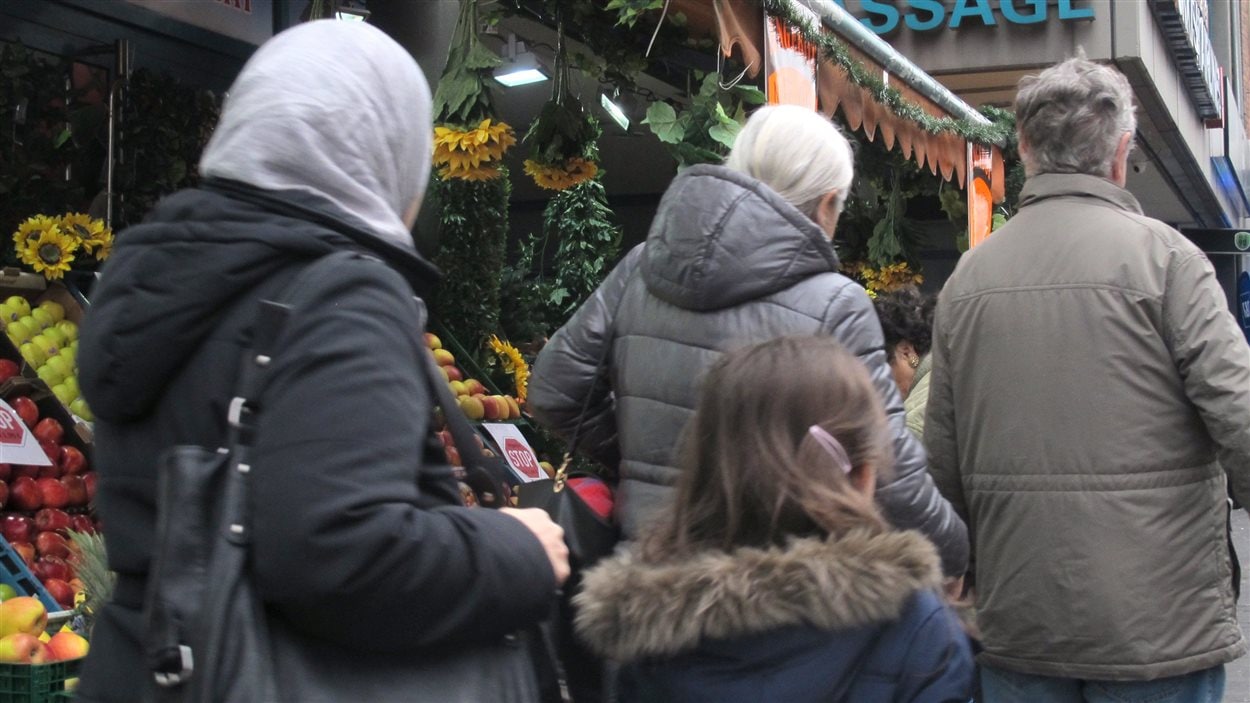 À Cologne, la communauté turque, établie dans cette ville depuis des décennies, condamne vivement les attaques perpétrées contre des femmes durant la soirée du Nouvel An.