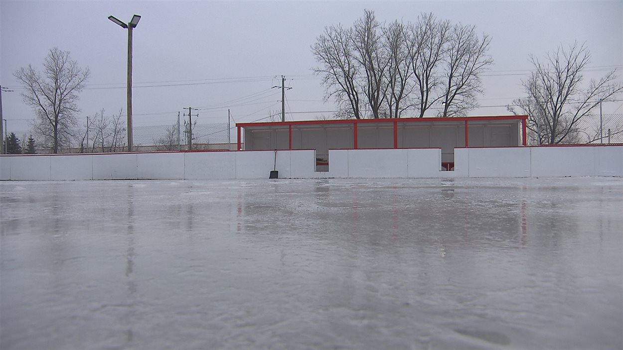 Classique hivernale à TroisRivières Hockey Québec fait marche