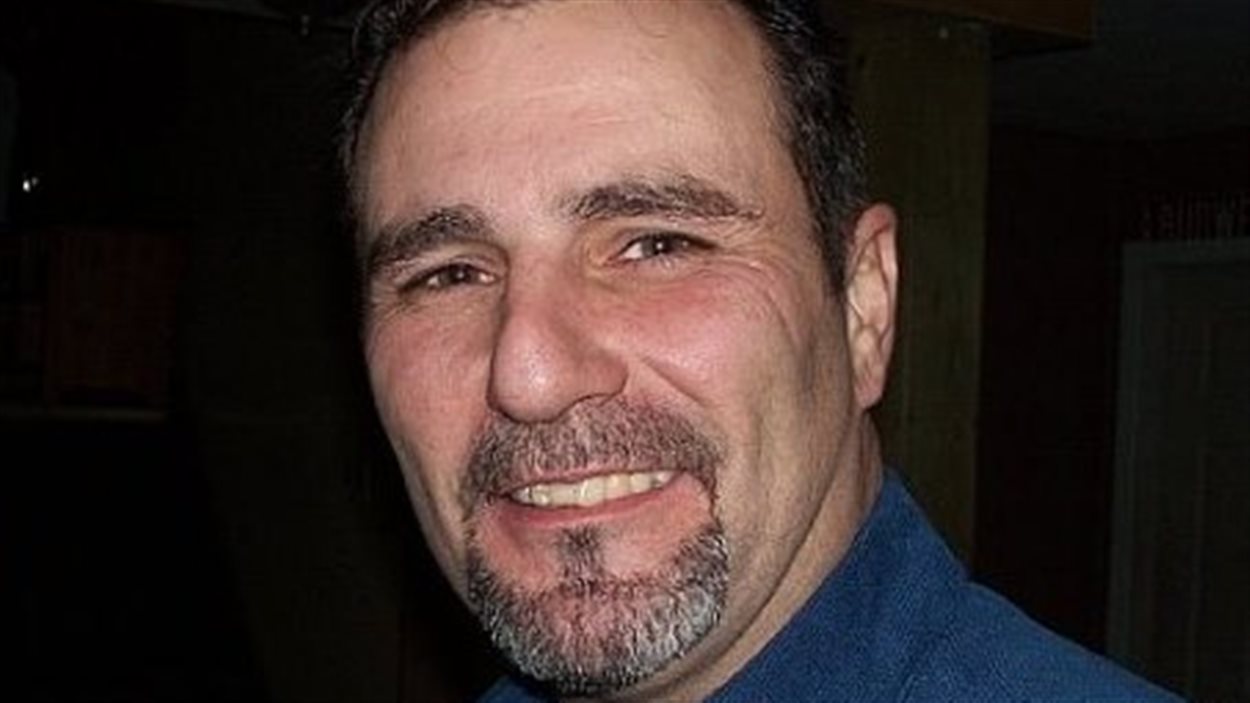 John Glen MacAuley est accusé de meurtre
