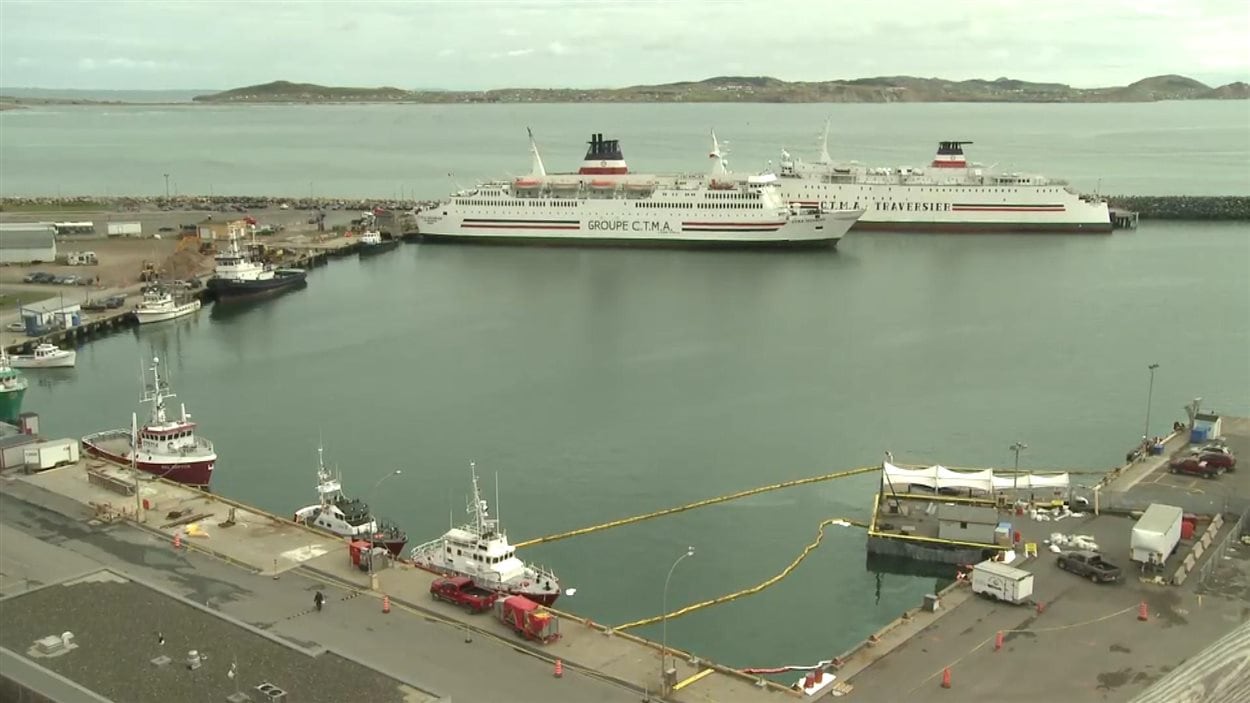 Déversement au port de Cap-aux-Meules en 2014