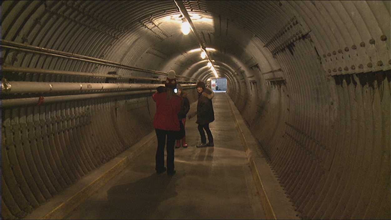 Commandé en 1959, le Diefenbunker devait servir à loger les membres clés du gouvernement en cas d'attaque nucléaire contre le Canada.