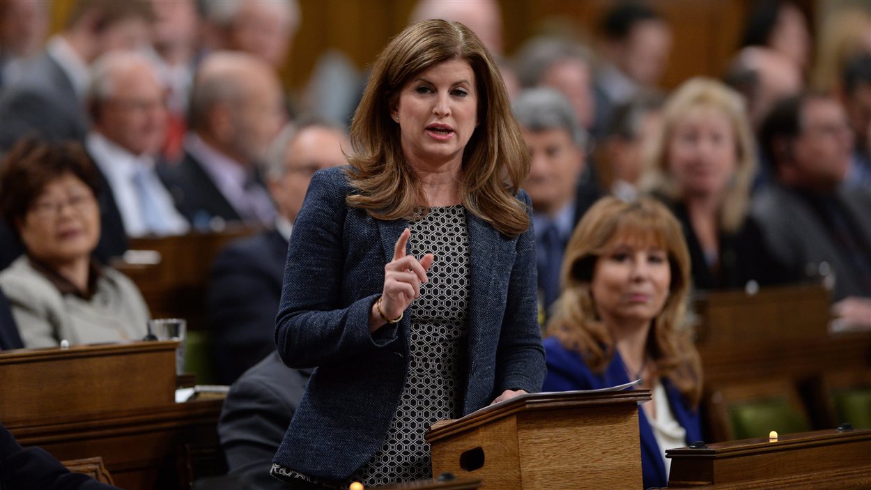 La chef intérimaire du Parti conservateur, Rona Ambrose, à la Chambre des communes