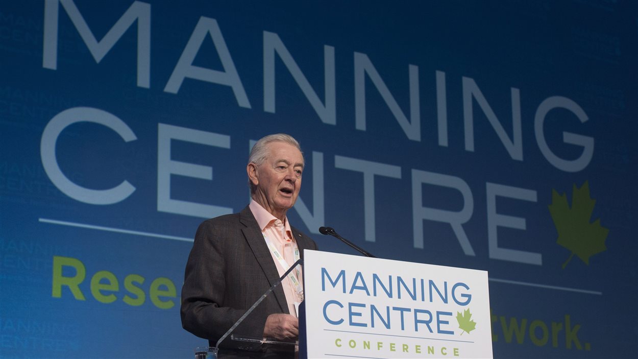 L'ancien chef du Parti réformiste, Preston Manning à l'ouverture de la conférence.