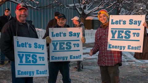 Une manifestation pour le projet Énergie Est, à St-Jean, au Nouveau-Brunswick.