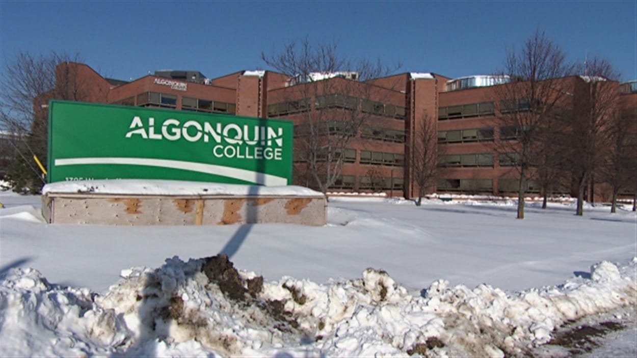 Le Collège Algonquin d'Ottawa envoie 1400 résultats de test d’admission