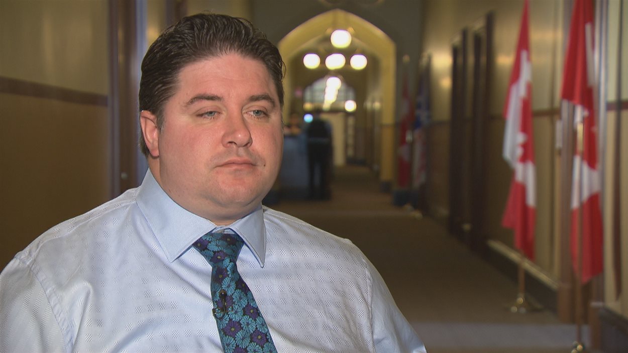 Le ministre des Anciens Combattants, Kent Hehr