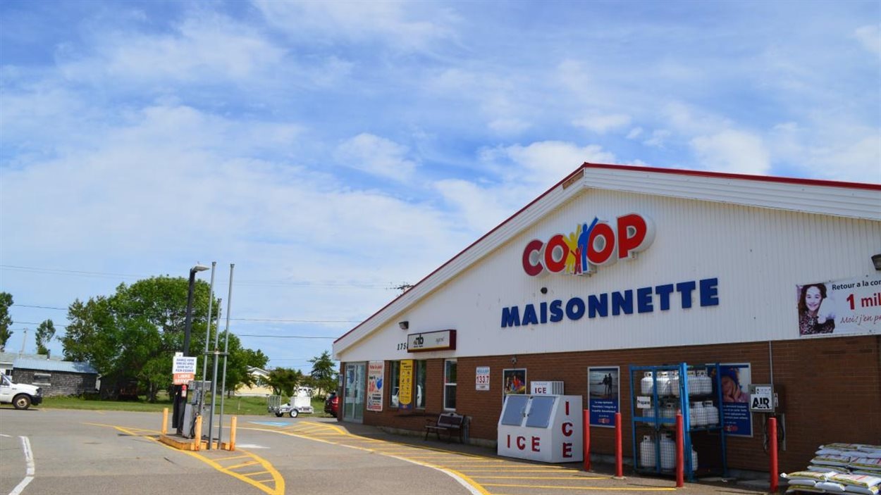 Magasins Coop de SaintLéolin et vers une entente avec le