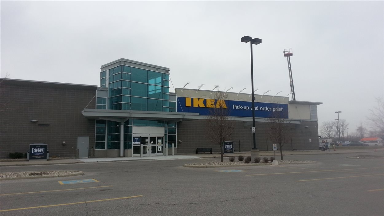 Ouverture du centre de cueillette d'IKEA à Windsor RadioCanada