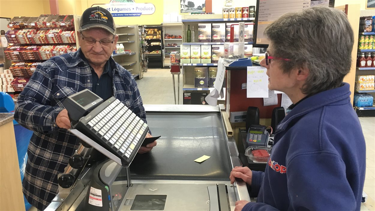 La Coop de SaintPaul en mode survie RadioCanada