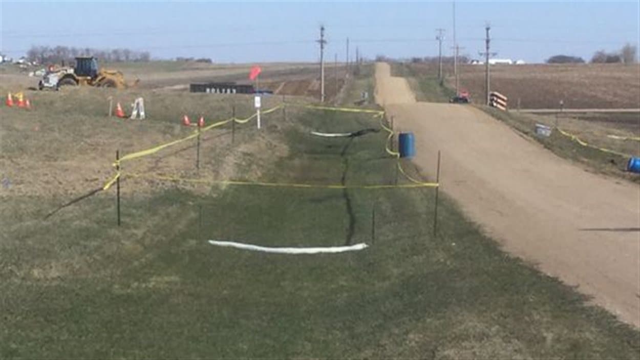 TransCanada ferme le pipeline Keystone pour le temps de l’enquête sur la fuite dans le Dakota du Sud.