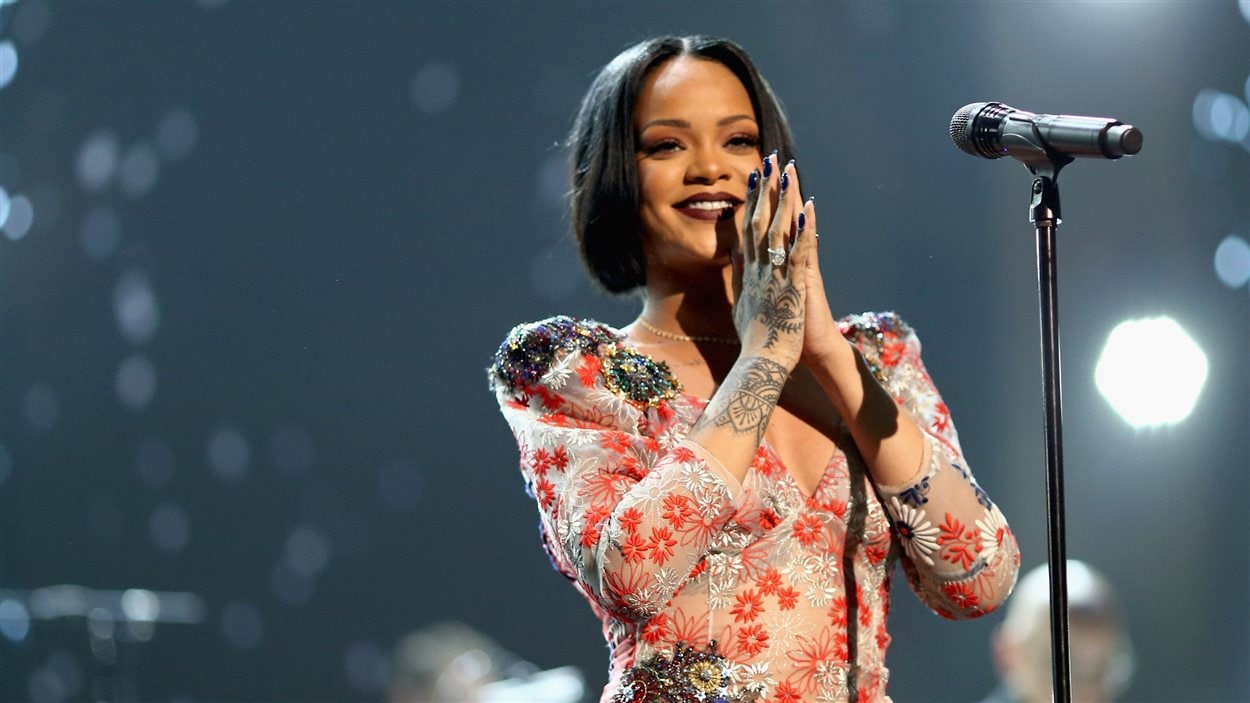 Rihanna passe devant les Beatles au palmarès Billboard RadioCanada