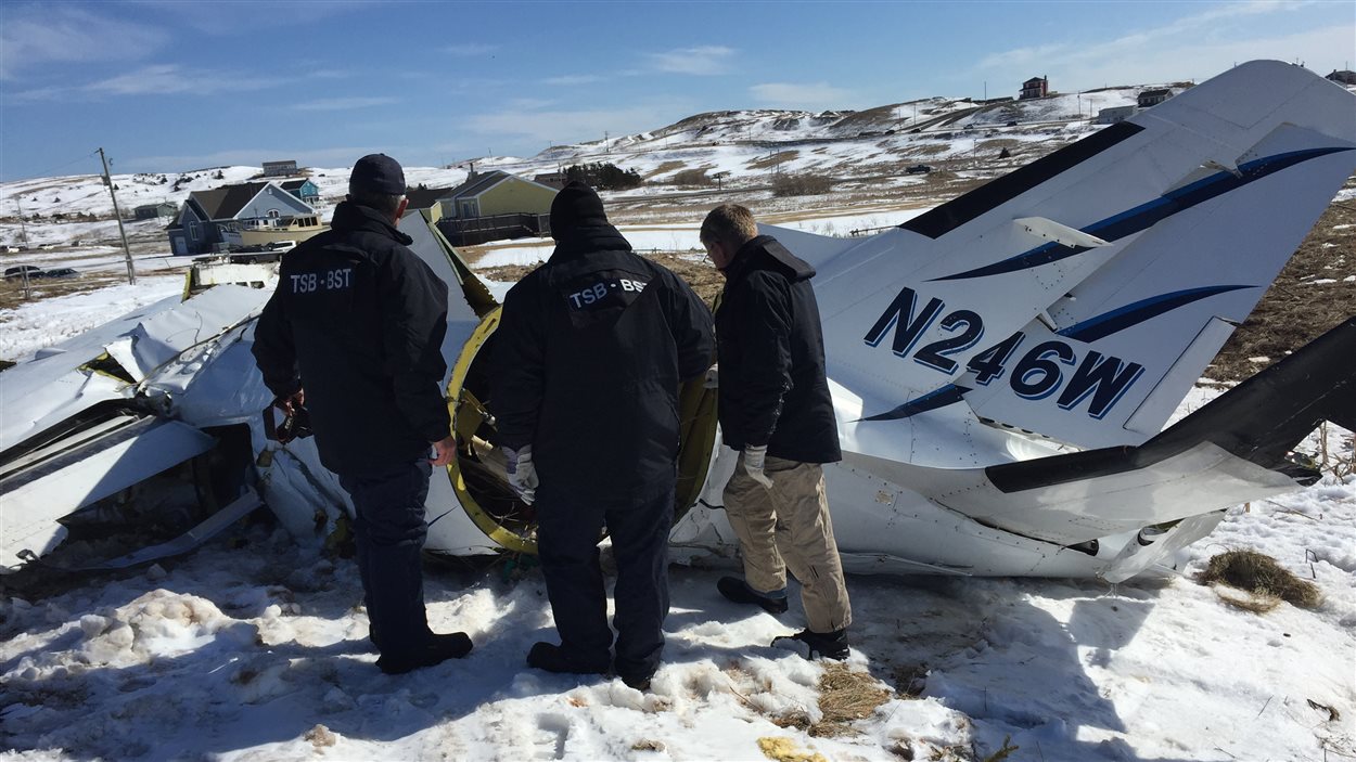 Carcasse de l'avion dans lequel prenait place la famille Lapierre.