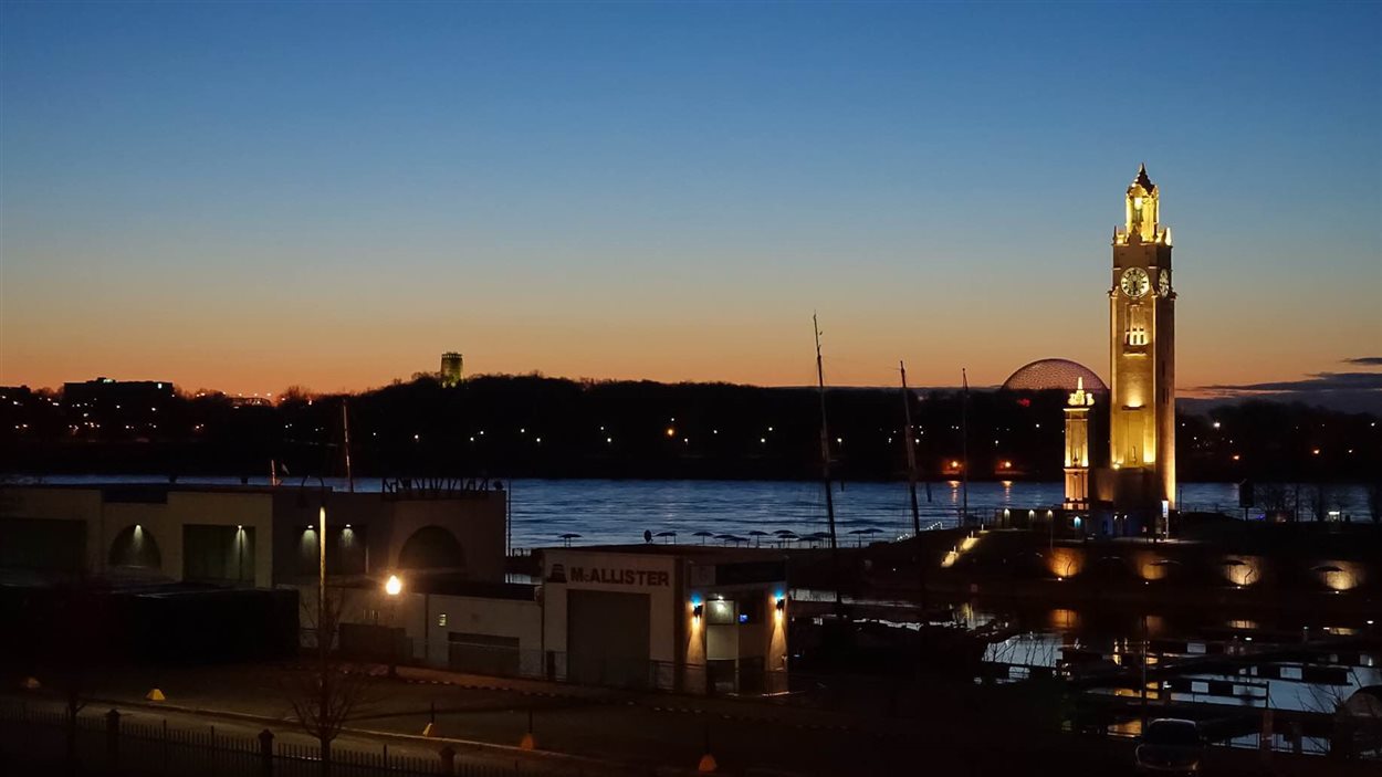 La tour de l'Horloge dans le Vieux Port de Montréal