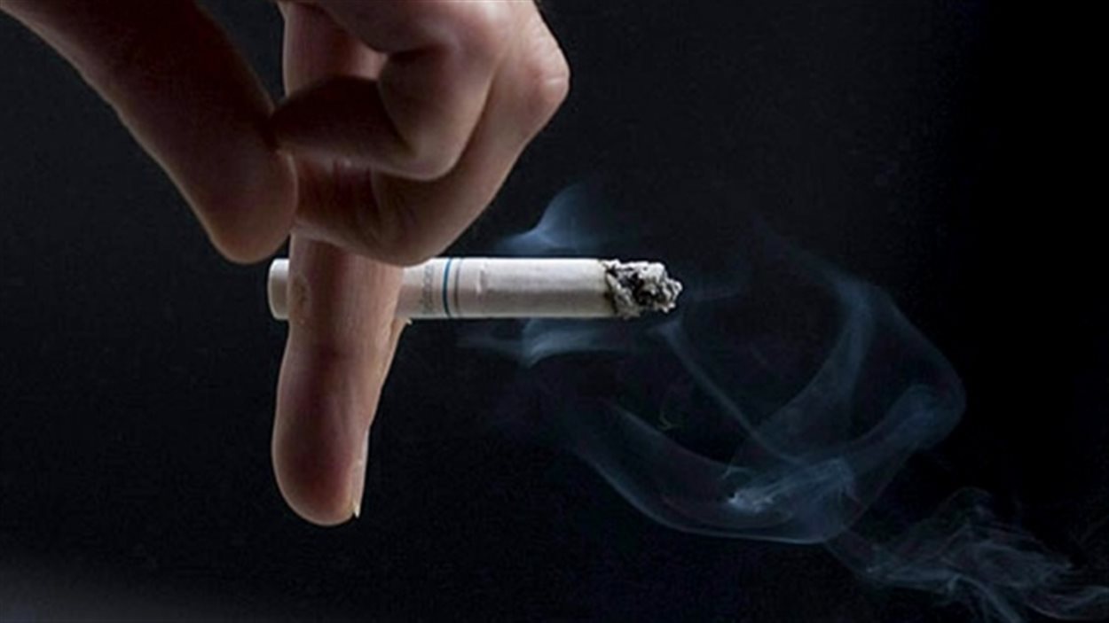 Un paquet de cigarettes par jour... des mutations pour toujours? |  Radio-Canada