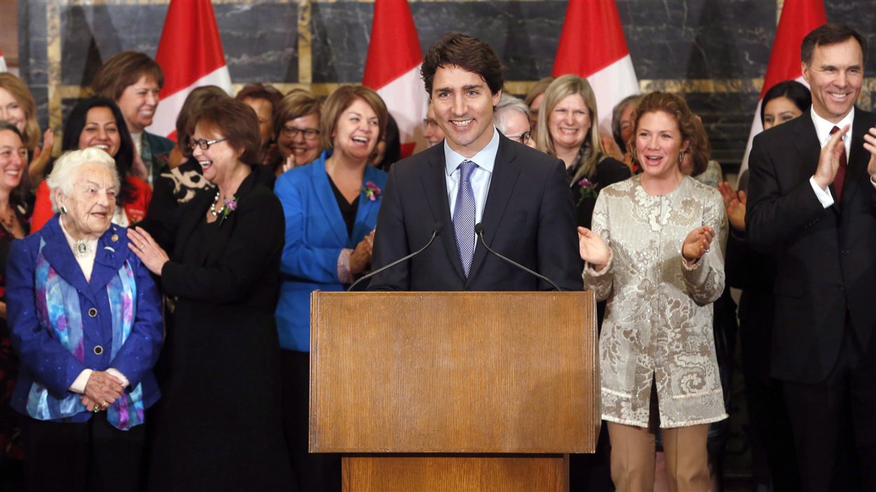 Justin Trudeau célèbre la Journée internationale de la femme en 2016.