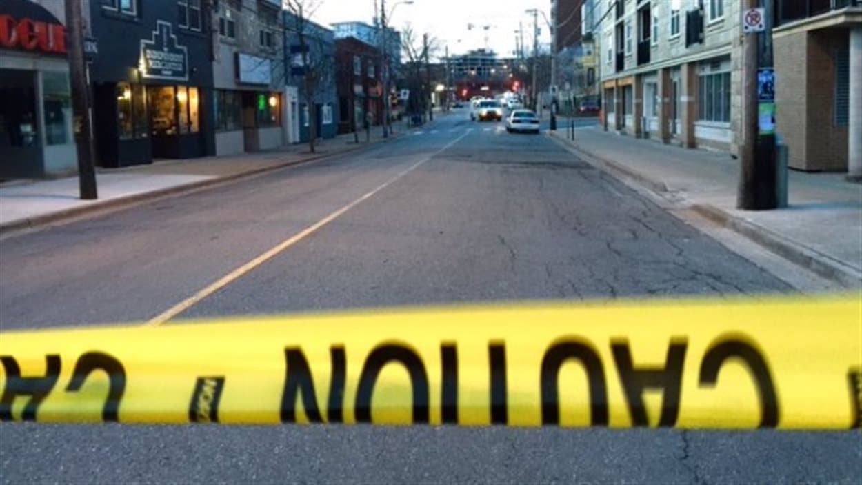 Un homme est mort et un autre a été grièvement blessé lors d'une fusillade dans la rue Gottingen, à Halifax.