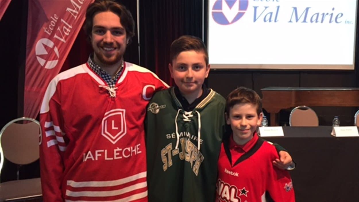 Philippe Forcier (Collège Laflèche), Zachary Lajoie (Séminaire Saint-Joseph) et Charles Desaulniers (école Val Marie).