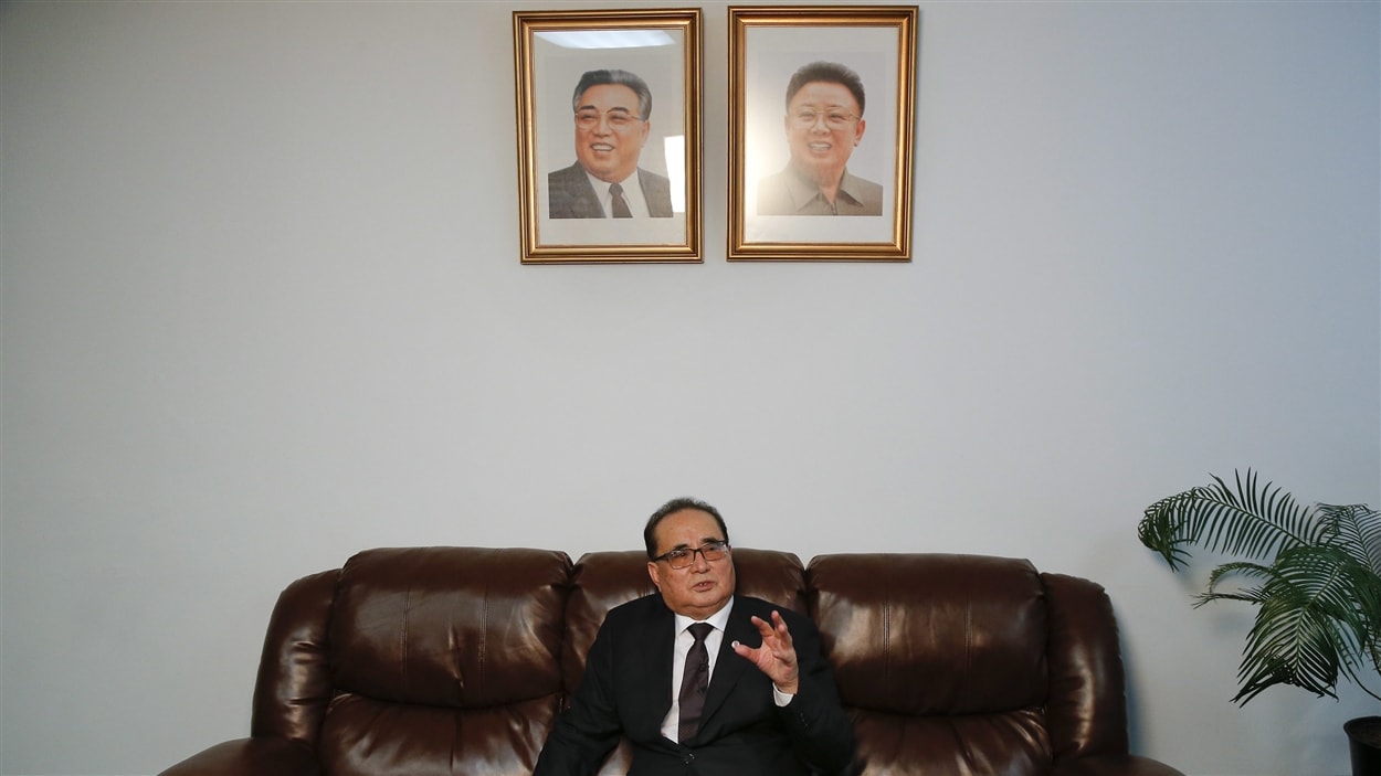 Le ministre des Affaires étrangères de la Corée du Nord, Ri Su Yong