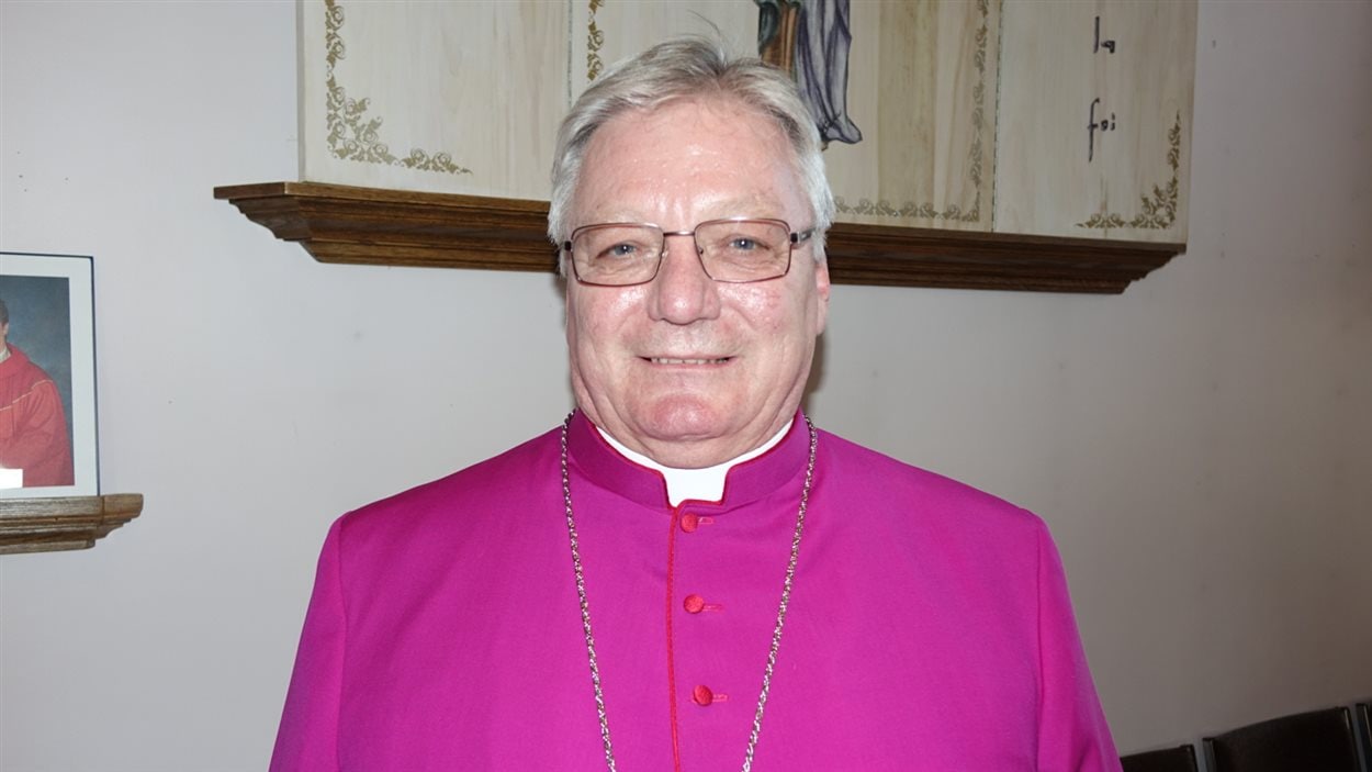 Le nouvel évêque du diocèse de Hearst et nouvel administrateur apostolique de Moosonee, Mgr Robert Bourgon.