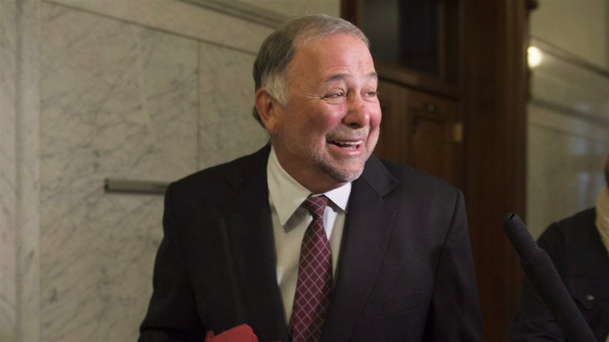 L'UPA veut faire muter Pierre Paradis | Radio-Canada