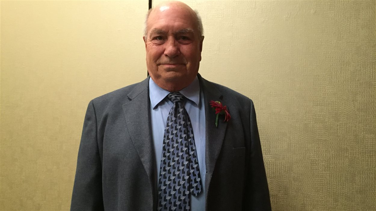 Gil Conte Bénévolat : Gilbert Comte reçoit le prix du leadership communautaire ...