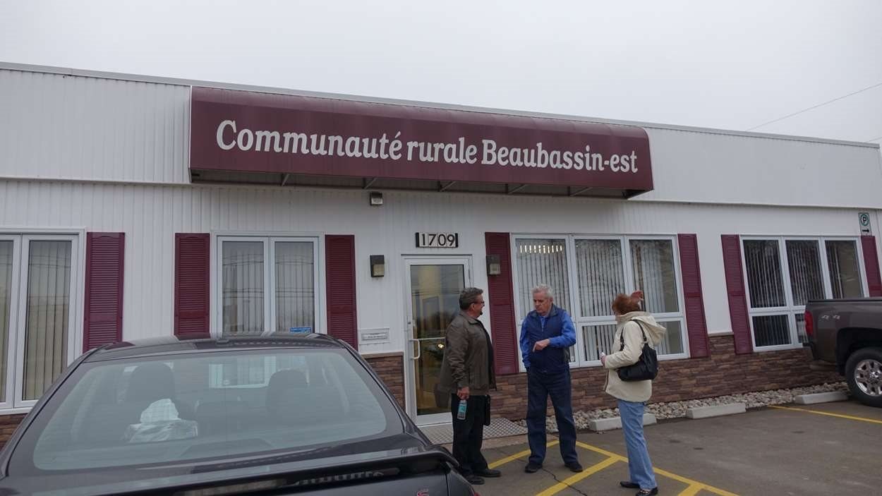 Roulottes à Beaubassinest le conseil tranchera mercredi RadioCanada