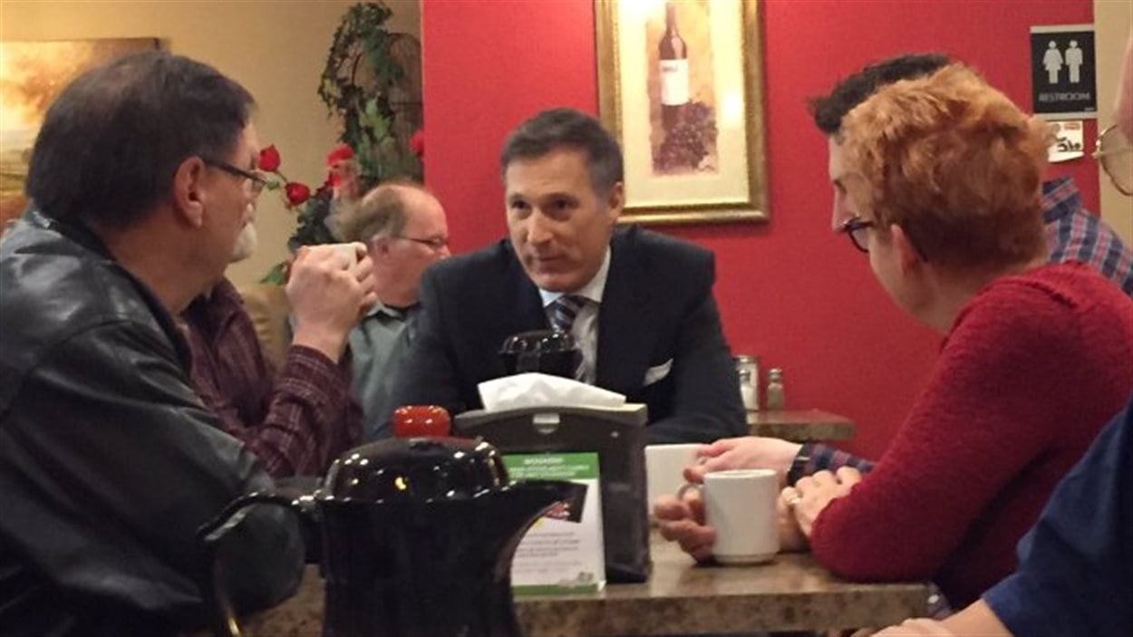 Maxime Bernier rencontre des militants conservateurs à Regina