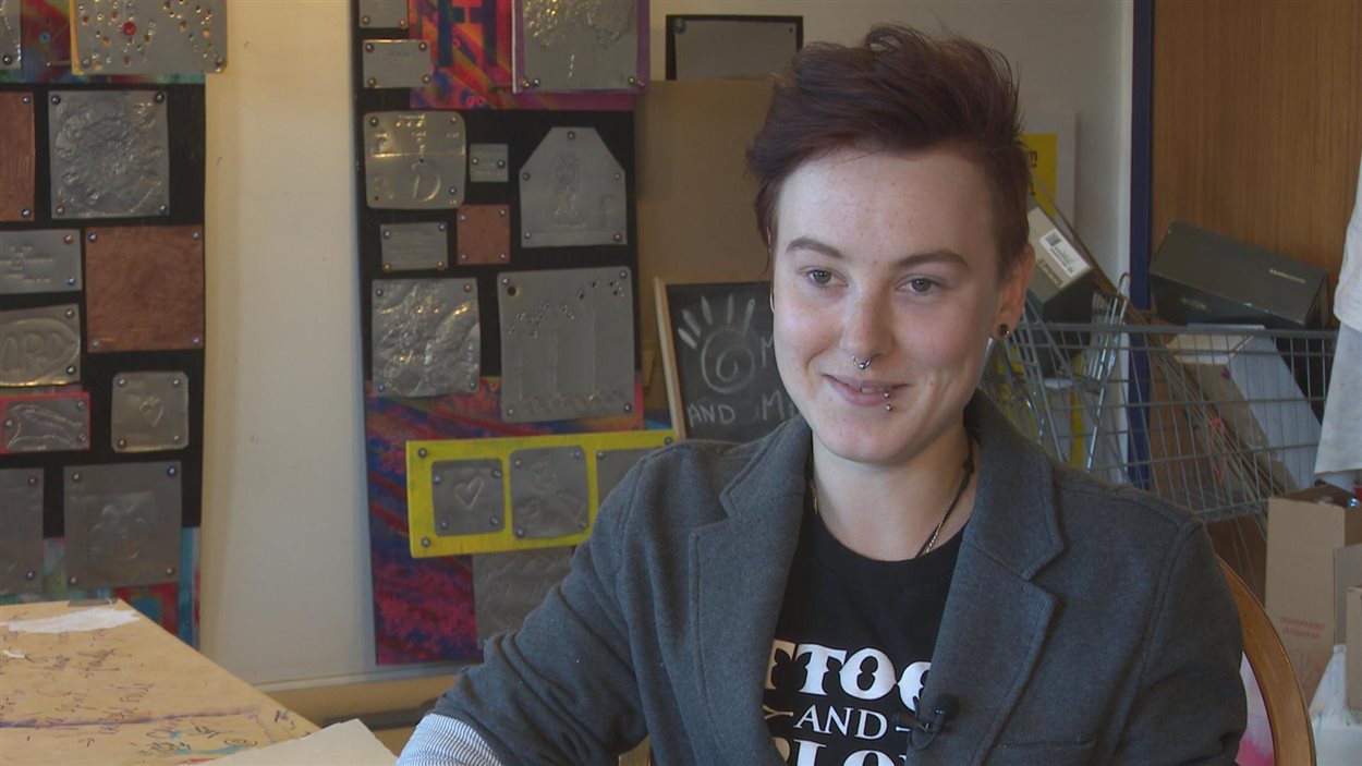 Aédan Charest, 20 ans, est en pleine transition pour devenir un homme.