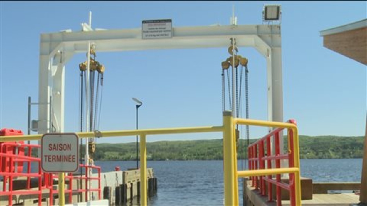 La traverse du Lac Témiscouata en attente RadioCanada