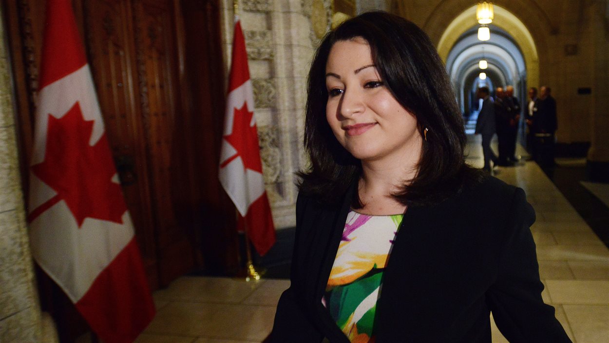 La ministre des Institutions démocratiques, Maryam Monsef.