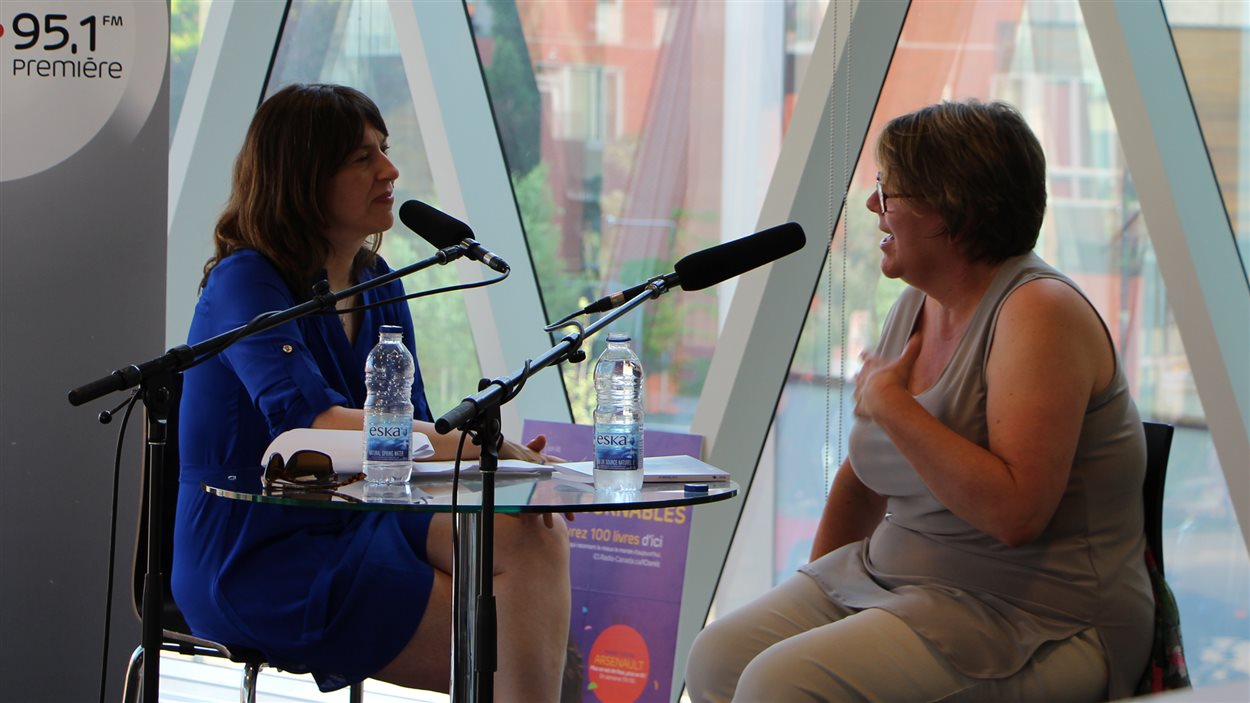 L'auteure Lise Tremblay en conversation avec Marie-Louise Arsenault dans le cadre de la série Les Incontournables : portraits d'auteurs (2016)