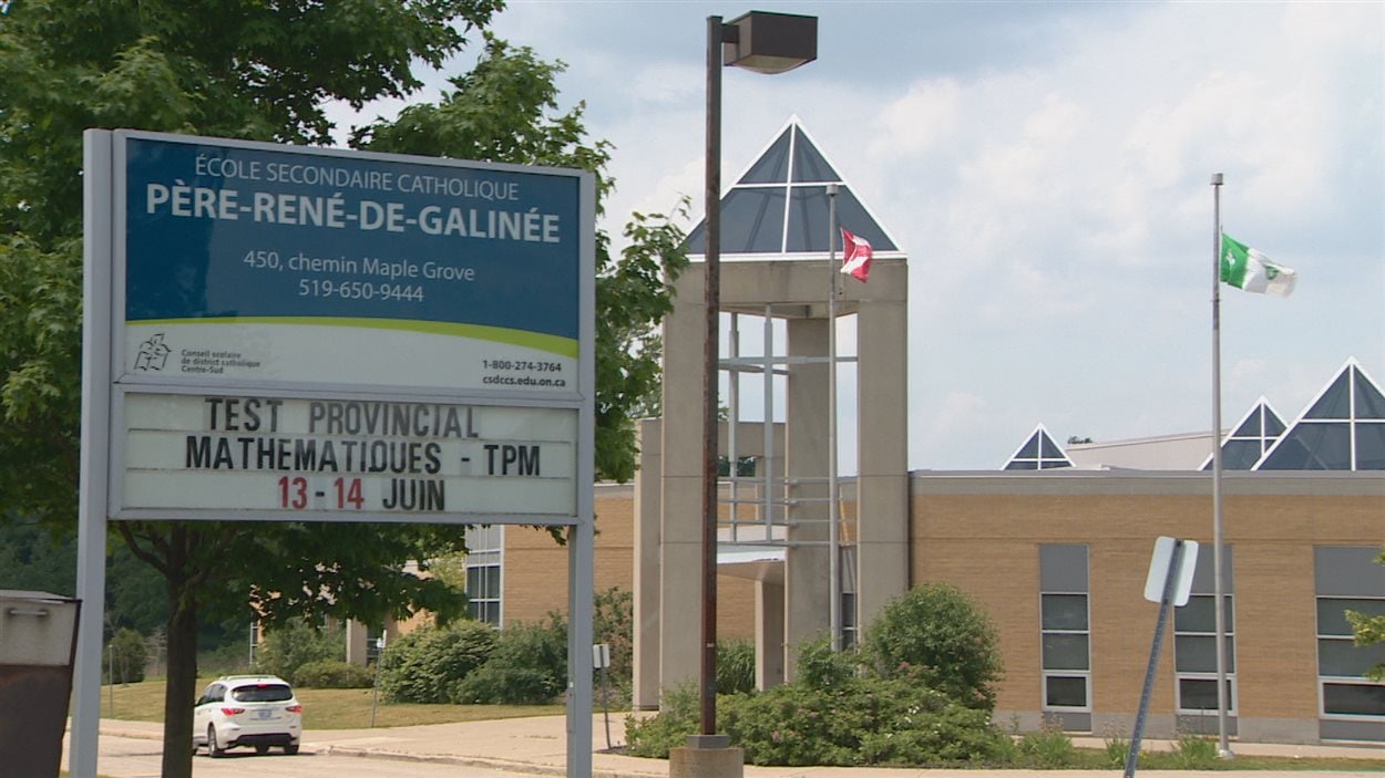 École Secondaire Père René de Galiné