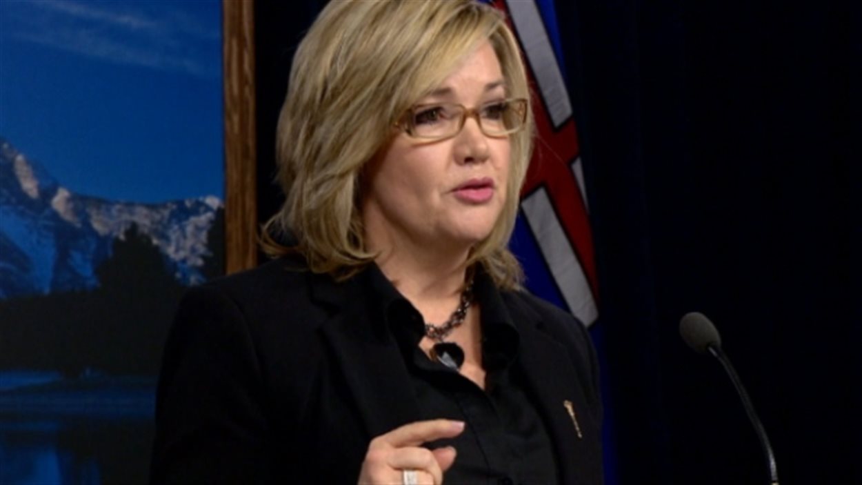 La députée progressiste-conservatrice Sandra Jansen annonce qu'elle quittera son parti si Jason Kenney en devient le chef.