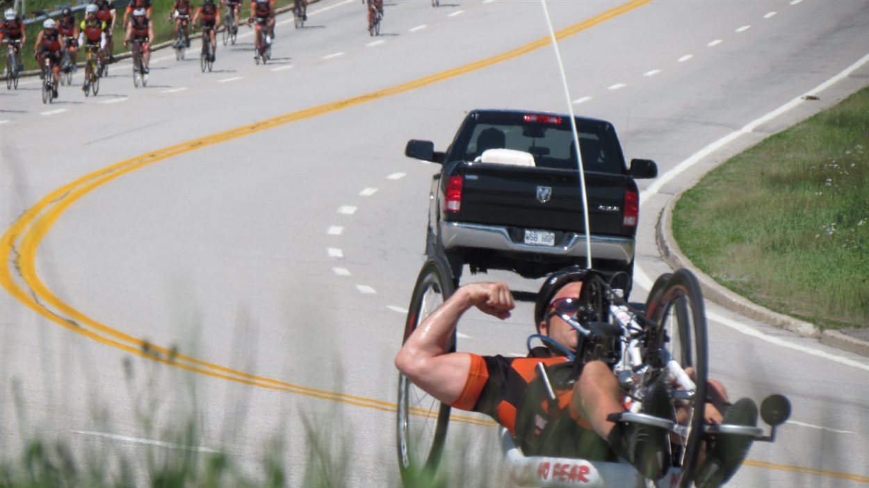 Jimmy Pelletier a devancé le peloton pour rentrer le premier à Baie-Comeau.