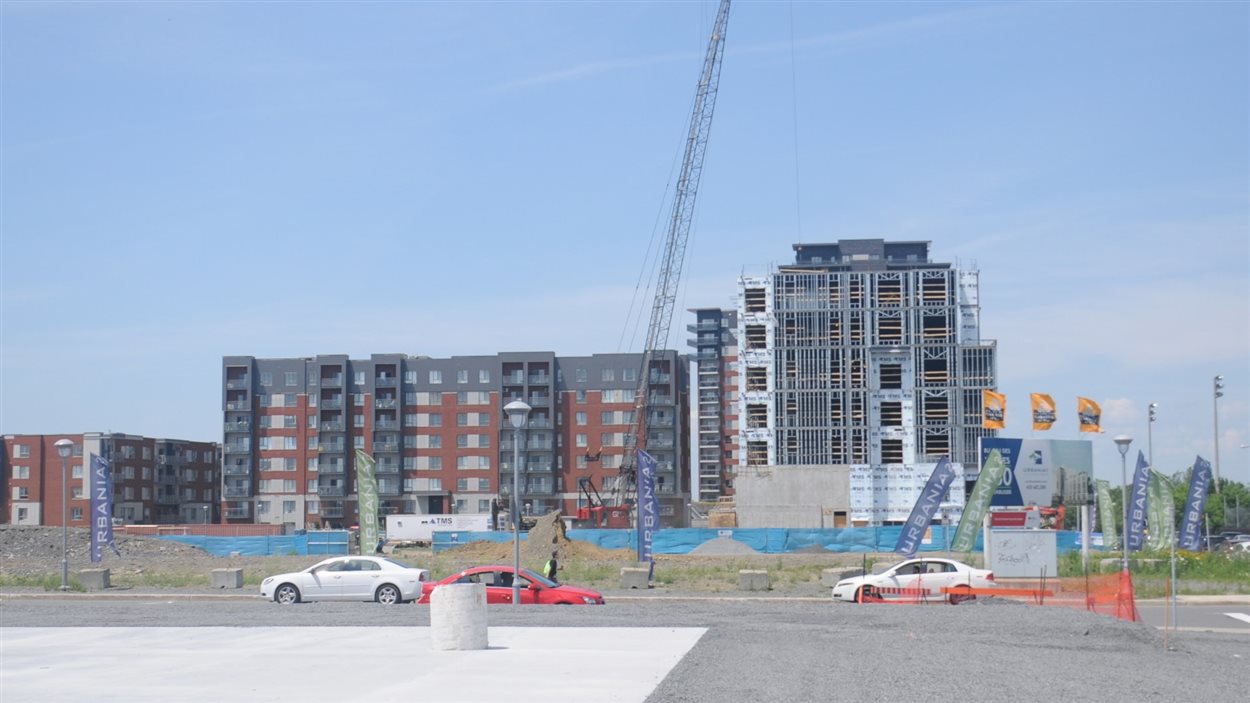 La phase 2 du complexe Urbania à Laval, 250 millions sur 10 ans pour 1150 condos.