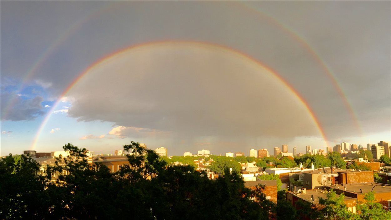 L Arc En Ciel Ce Ruban Colore Celeste Radio Canada Ca