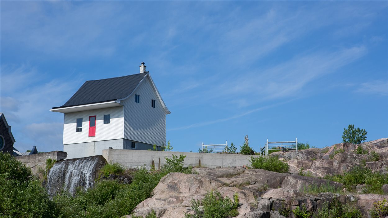 Découvrir la petite maison blanche autrement RadioCanada Découvrir la petite maison blanche autrement RadioCanada