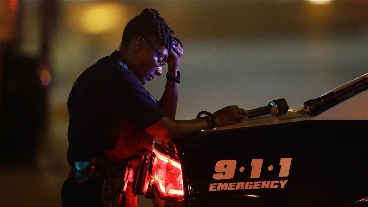 Une policière à Dallas