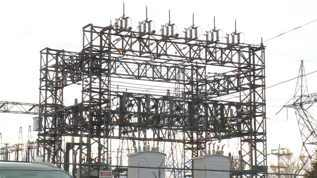Les voleurs ont dérobé des câbles dans trois postes électriques depuis trois semaines.