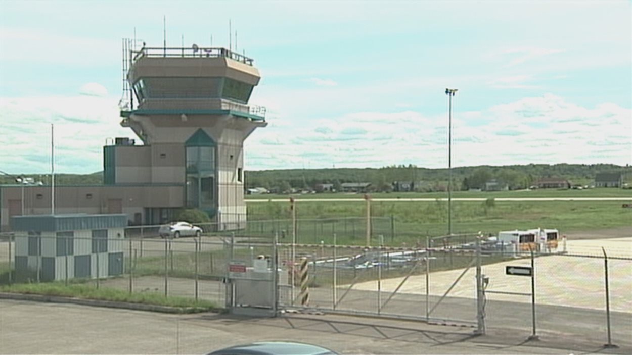 L’aéroport de Roberval finalement épargné par la réduction de services