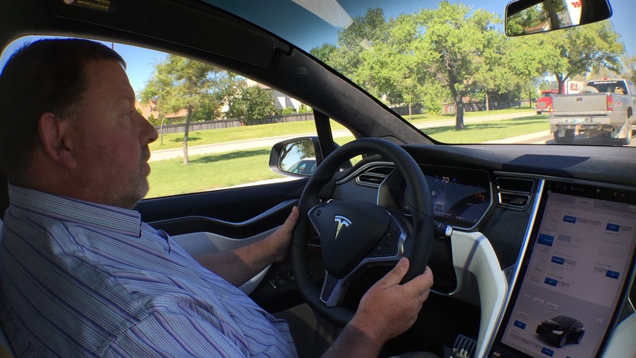 Tesla ou les limites de la conduite automatique RadioCanada.ca