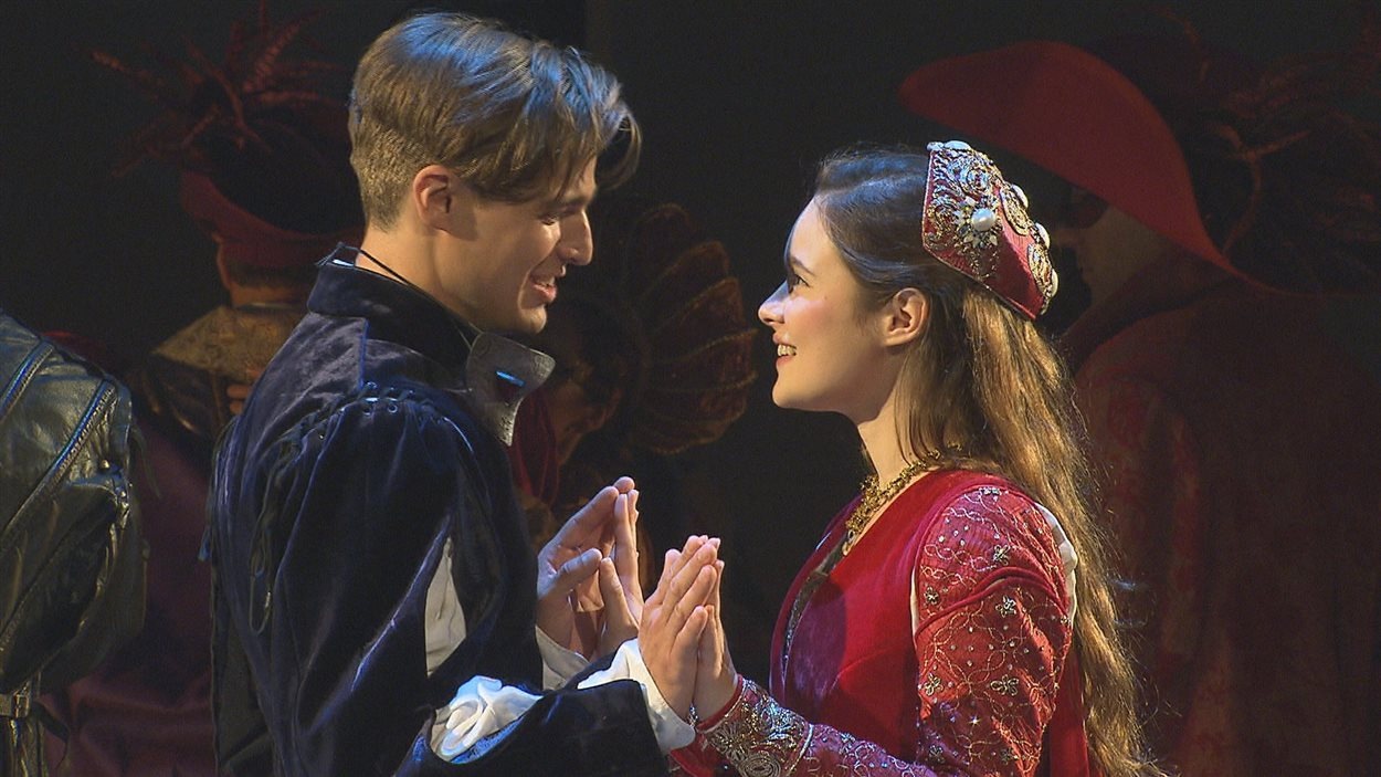 Roméo Et Juliette Comédie Musicale 2021 Le classique Roméo et Juliette revisité par Serge Denoncourt | Radio