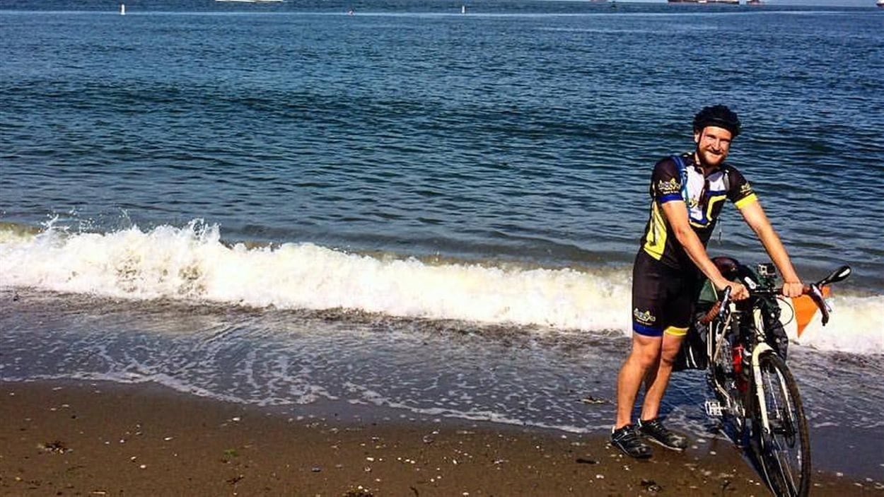 Martin Bauman a quitté Vancouver à bord de son vélo pour entamer une traversée du Canada.