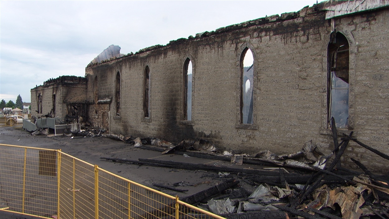 Église de SaintIsidore le curé sous le choc, la communauté